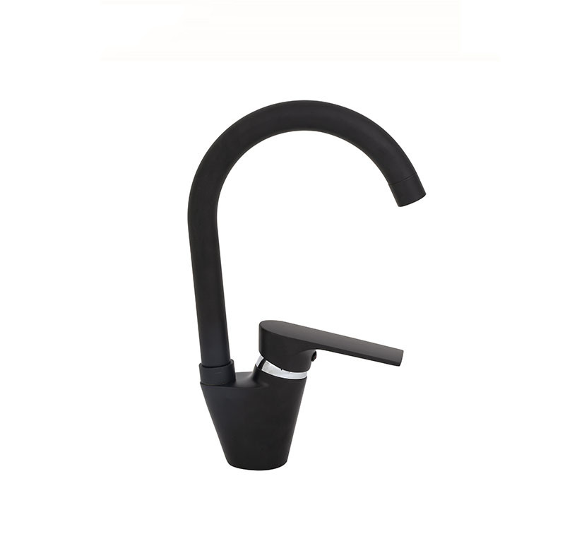 Grifo de agua en la cocina KM1153